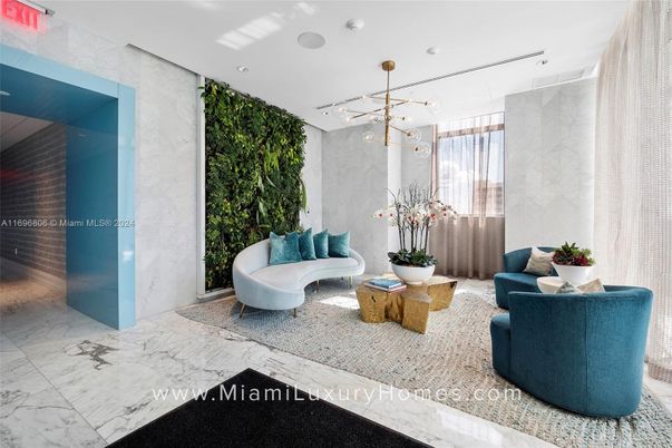 Interior, Living room, Marble, Pendant Lights, Recessed Lighting