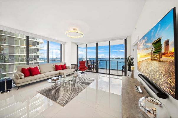 Interior, Living room, Water