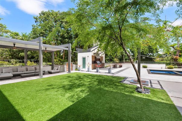 Backyard, Exterior, Pool