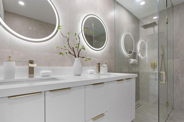 Bathroom, Dual Sink Vanities, Glass Shower, Interior, Recessed Lighting