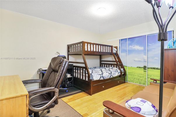 Bedroom, Home Office, Interior, Wood Texture Flooring