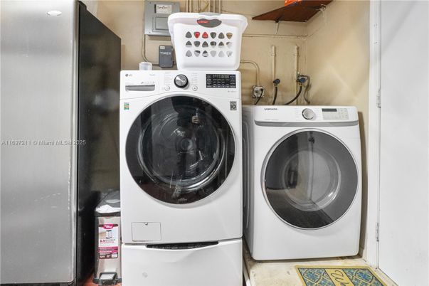 Interior, Utility Closets, Washer
