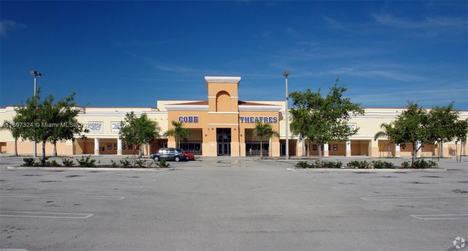 Exterior, Facade, French Provincial