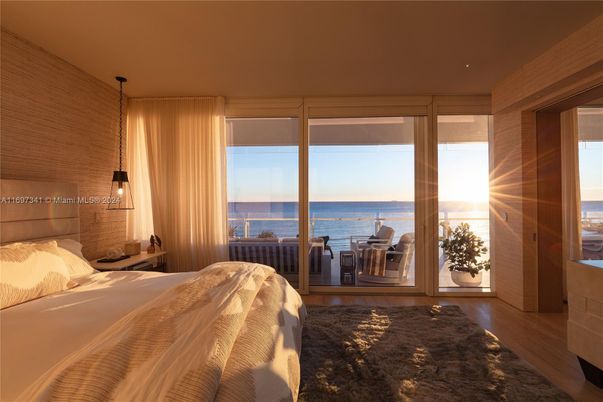 Bedroom, Interior, Pendant Lights, Water, Wood Texture Flooring
