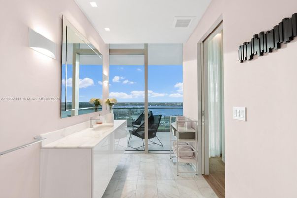 Interior, Marble, Recessed Lighting, Water