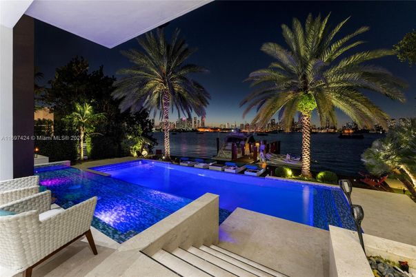 Exterior, Lake, Pool, Water