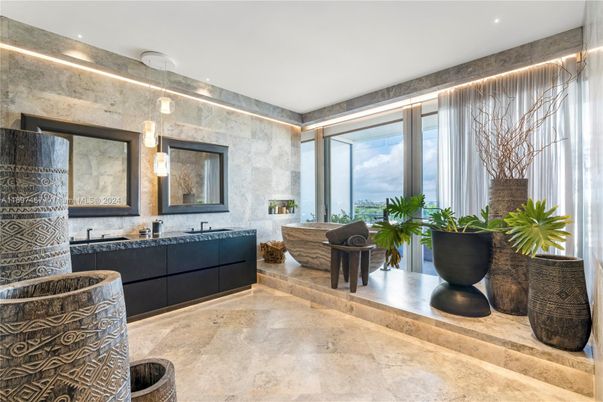 Bathroom, Interior, Pendant Lights, Recessed Lighting