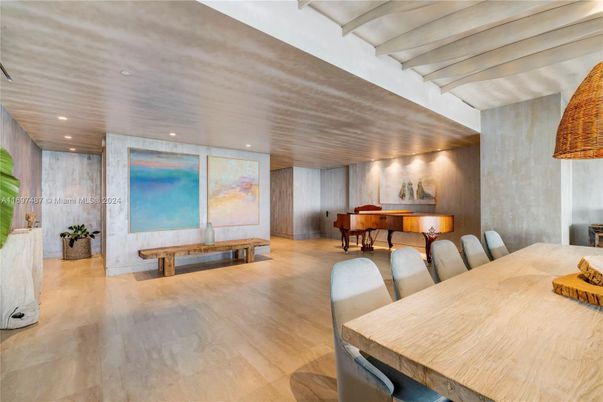 Dining room, Interior, Piano, Recessed Lighting, Wood Texture Flooring