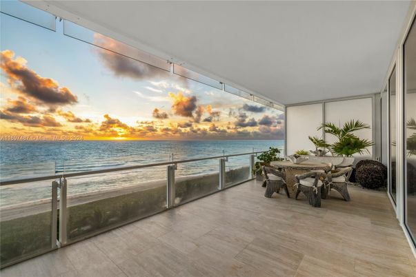 Water, Exterior, Dining room, Other