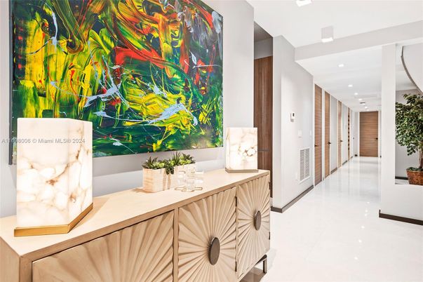 Interior, Recessed Lighting
