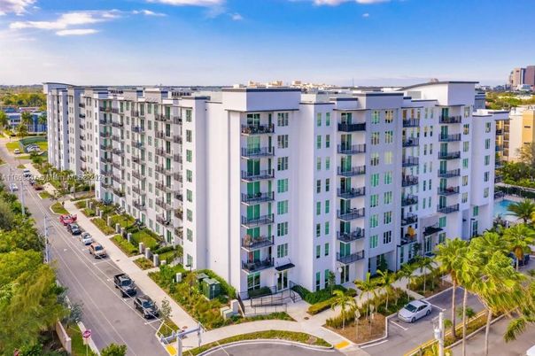 Exterior, Facade, Condo Building