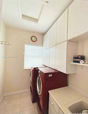 Interior, Washer