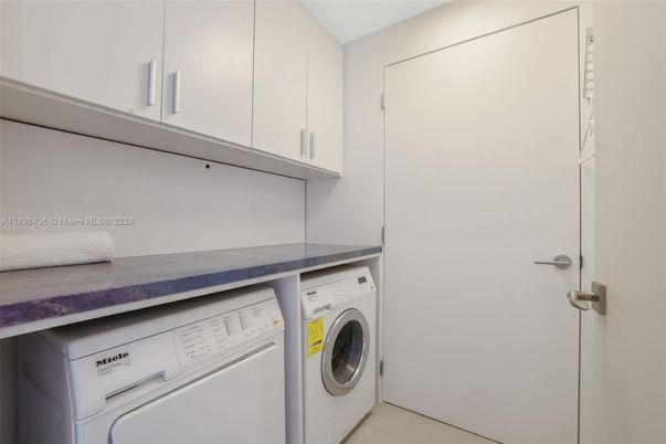 Interior, Washer