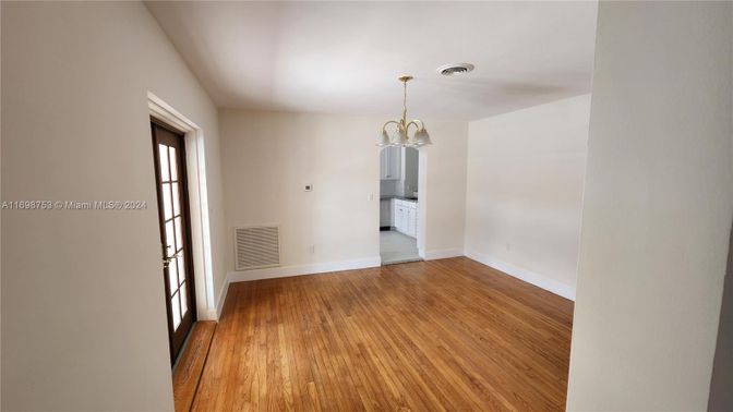 Empty room, Interior, Pendant Lights, Wood Texture Flooring