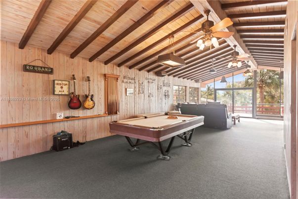 Billiard Table, Game Room, Interior, Wooden Beams, Wooden Ceilings, Wooden Walls