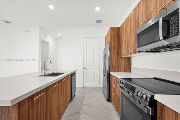 Interior, Kitchen, Marble, Recessed Lighting, Stainless Steel Appliances