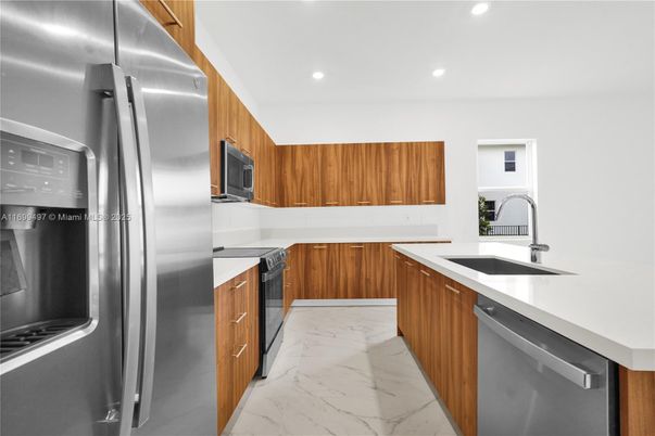 Interior, Kitchen, Marble, Recessed Lighting, Stainless Steel Appliances