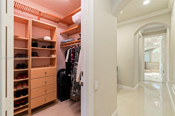 Interior, Recessed Lighting, Walk-in Closets