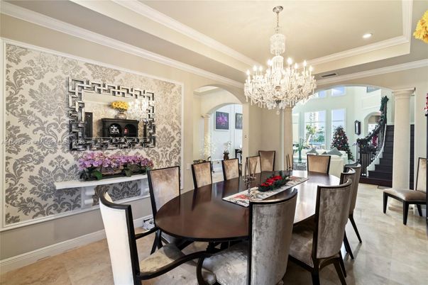 Chandelier, Dining room, Interior, Recessed Lighting