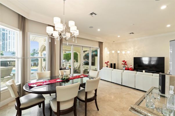 Chandelier, Dining room, Interior, Living room, Recessed Lighting