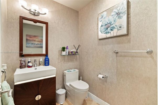 Bathroom, Interior