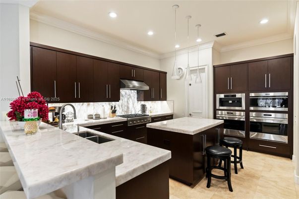 Interior, Kitchen, Pendant Lights, Recessed Lighting, Stainless Steel Appliances