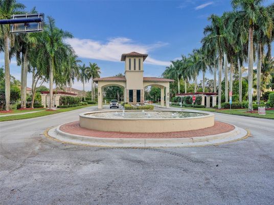 Backyard, Exterior, Facade, Mediterranean
