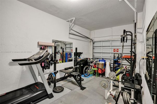 Fitness Equipment, Garage, Interior