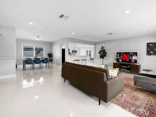 Dining room, Interior, Living room, Recessed Lighting
