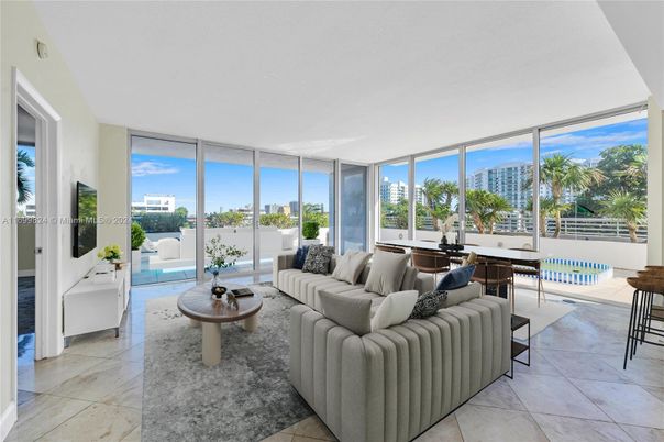 Dining room, Interior, Living room, Sun Room