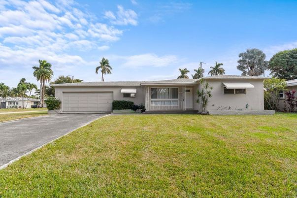 Attached, Backyard, Exterior, Facade, Ranch