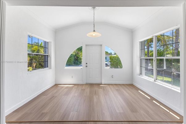 Empty room, Interior, Pendant Lights, Wood Texture Flooring