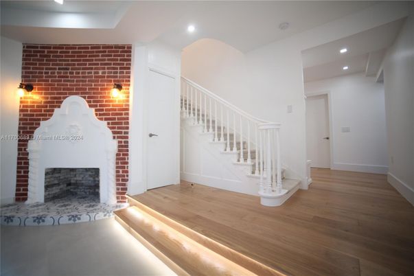 Fireplace, Interior, Recessed Lighting, Wood Texture Flooring