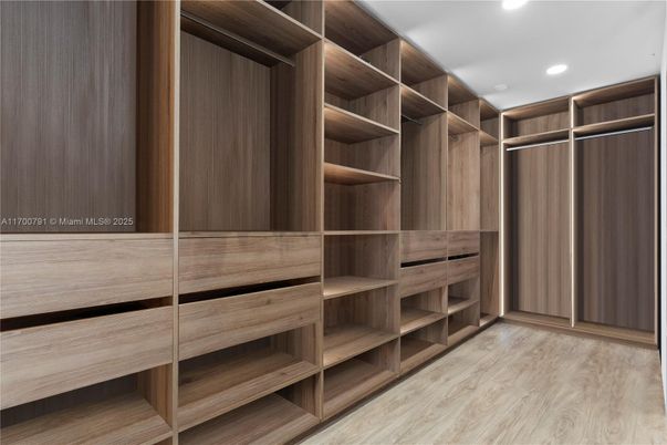 Interior, Recessed Lighting, Walk-in Closets, Wood Texture Flooring