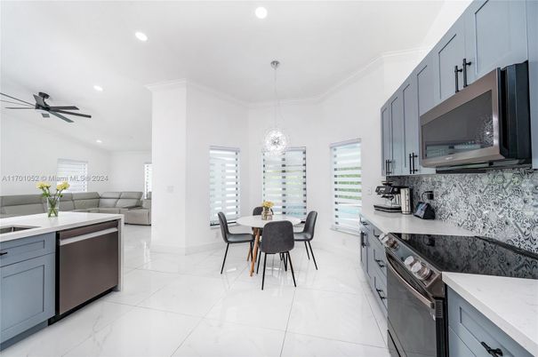Chandelier, Dining room, Interior, Kitchen, Living room, Marble, Pendant Lights, Recessed Lighting
