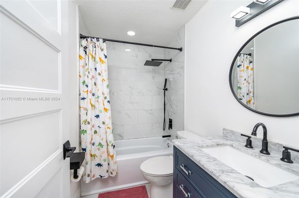 Bathroom, Interior, Marble Walls, Recessed Lighting
