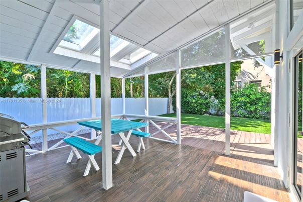 Interior, Sun Room, Wood Texture Flooring