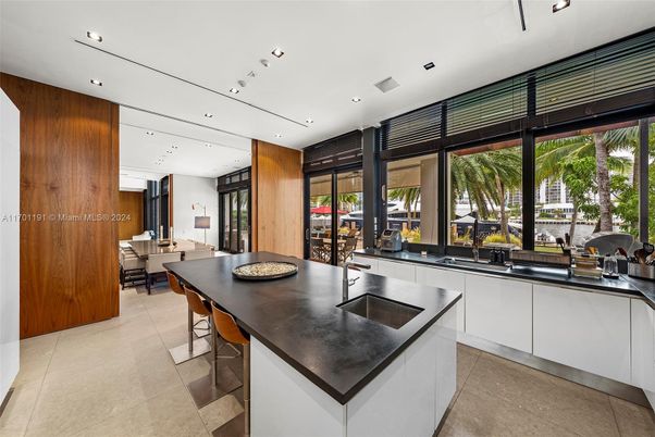 Dining room, Interior, Kitchen, Recessed Lighting