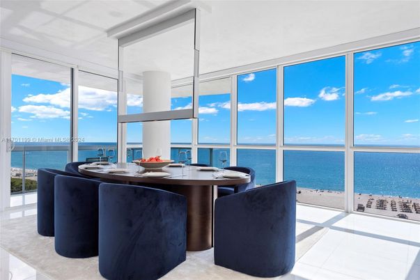 Dining room, Interior, Water