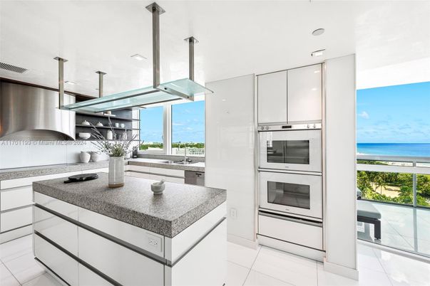 Interior, Kitchen, Recessed Lighting, Stainless Steel Appliances, Water