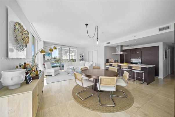 Dining room, Interior, Kitchen, Living room, Pendant Lights, Recessed Lighting, Stainless Steel Appliances