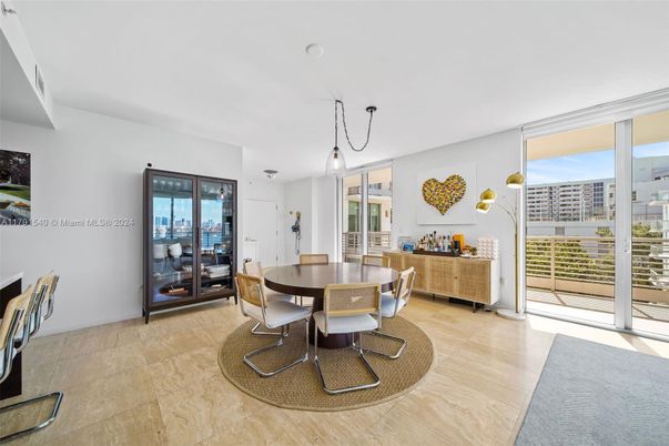 Dining room, Interior, Living room, Pendant Lights