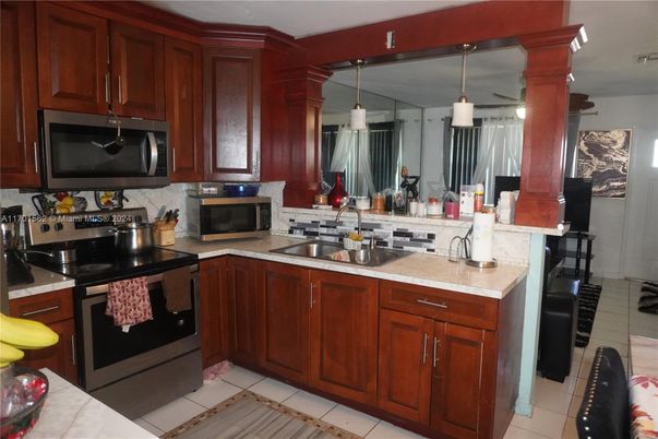 Interior, Kitchen, Pendant Lights