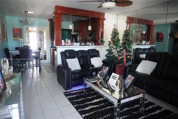 Dining room, Interior, Kitchen, Living room, Pendant Lights