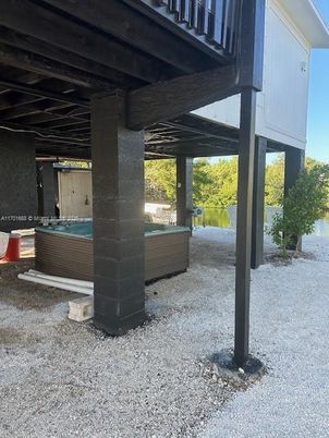 Exterior, Hot Tub