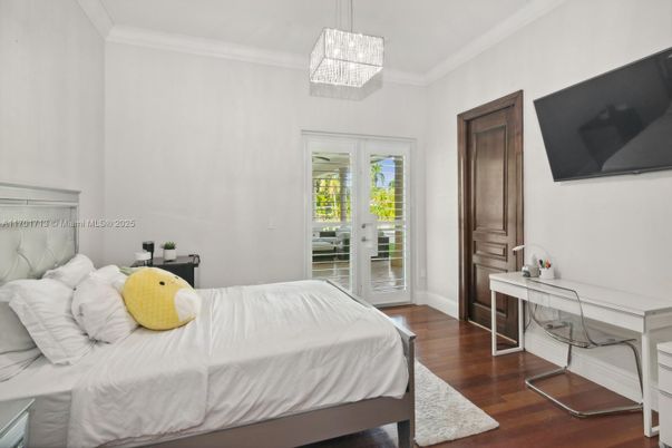 Bedroom, Chandelier, Interior, Wood Texture Flooring