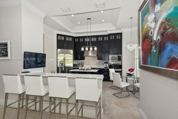 Dining room, Interior, Kitchen, Pendant Lights, Recessed Lighting, Stainless Steel Appliances