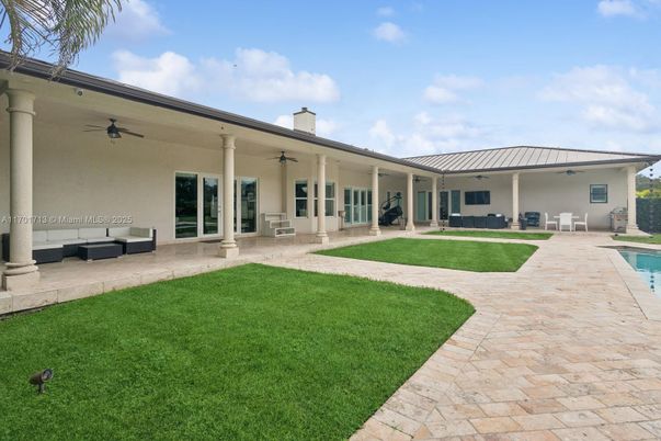 Backyard, Exterior, Pool