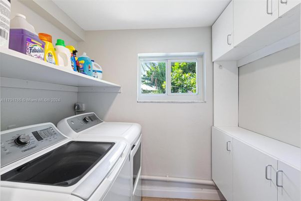 Interior, Washer