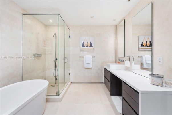 Bathroom, Dual Sink Vanities, Free Standing Baths, Glass Shower, Interior, Recessed Lighting